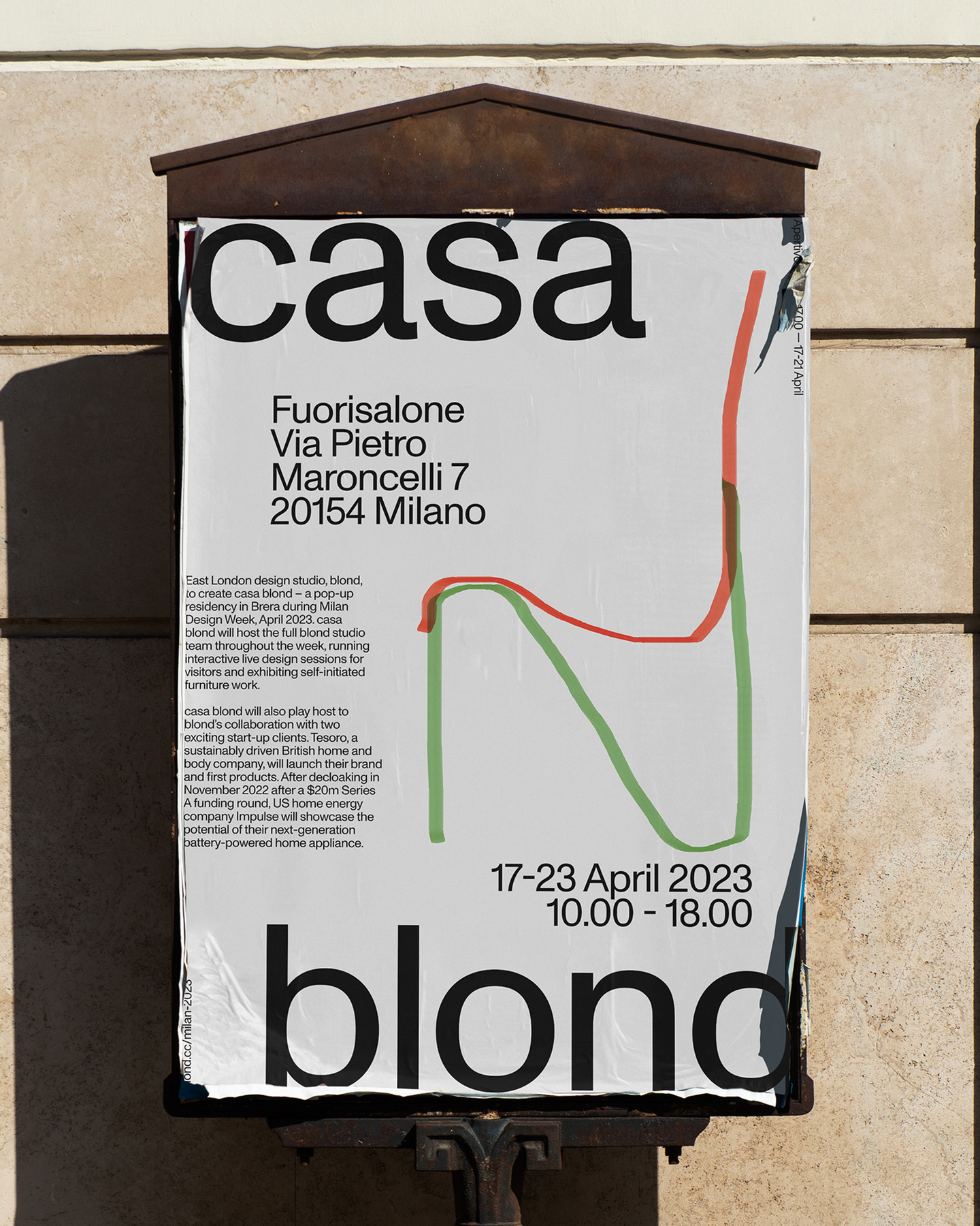 Casa BLOND poster fixed to a wooden surface.